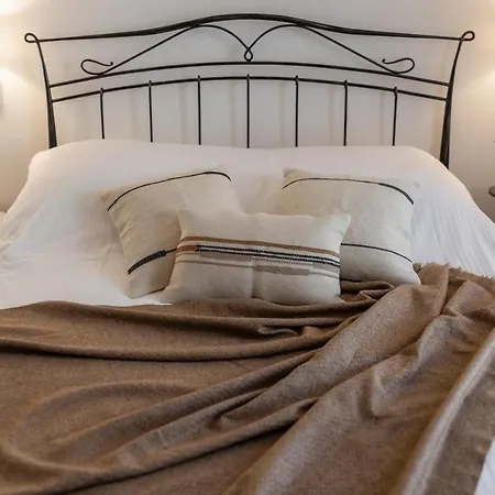 4* In Apartment